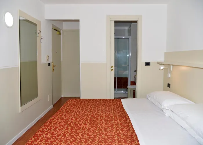 Hotel Amadeus E Teatro