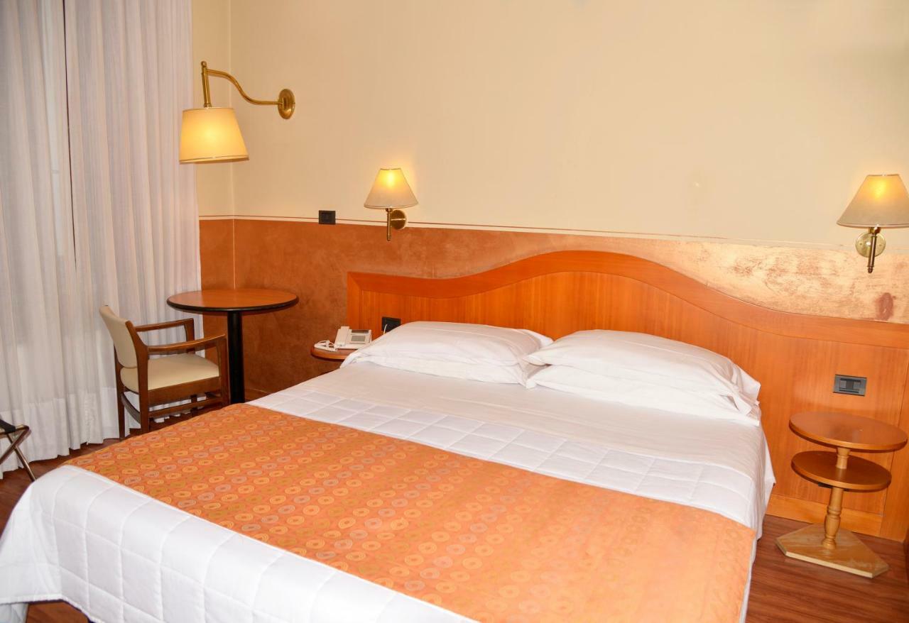 Amadeus E Teatro Hotel Turin